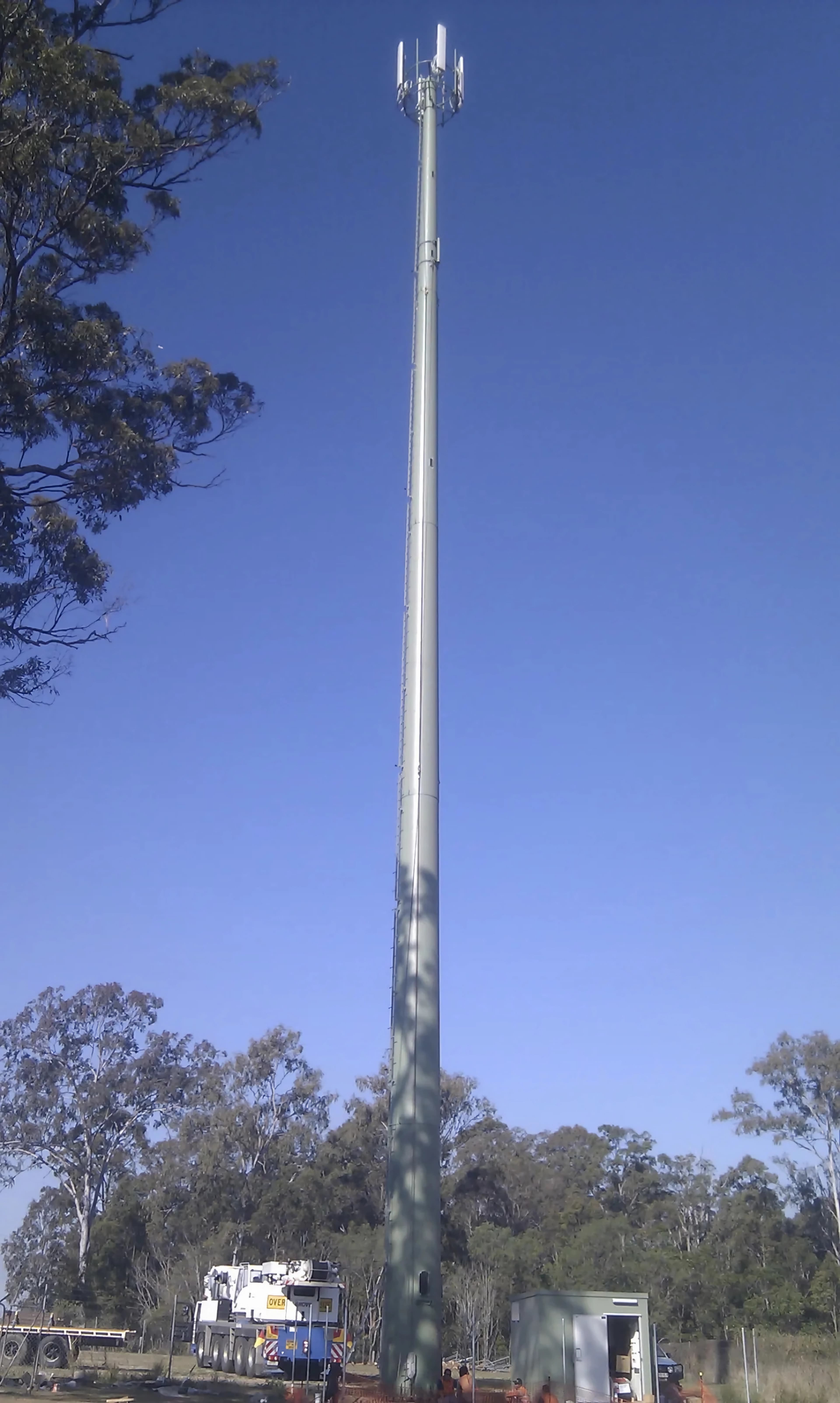 Steel monopole installation