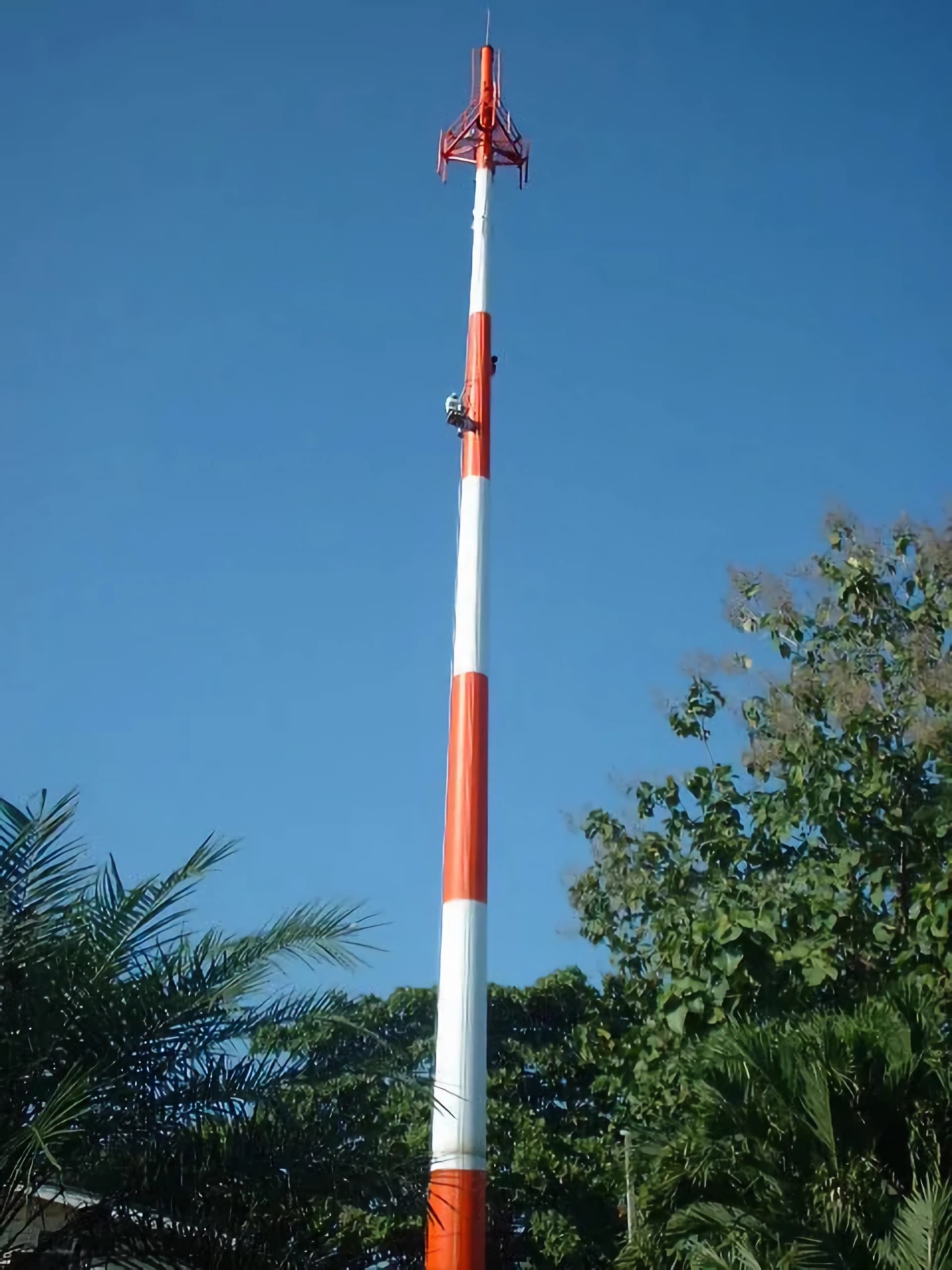 Steel monopole in urban environment