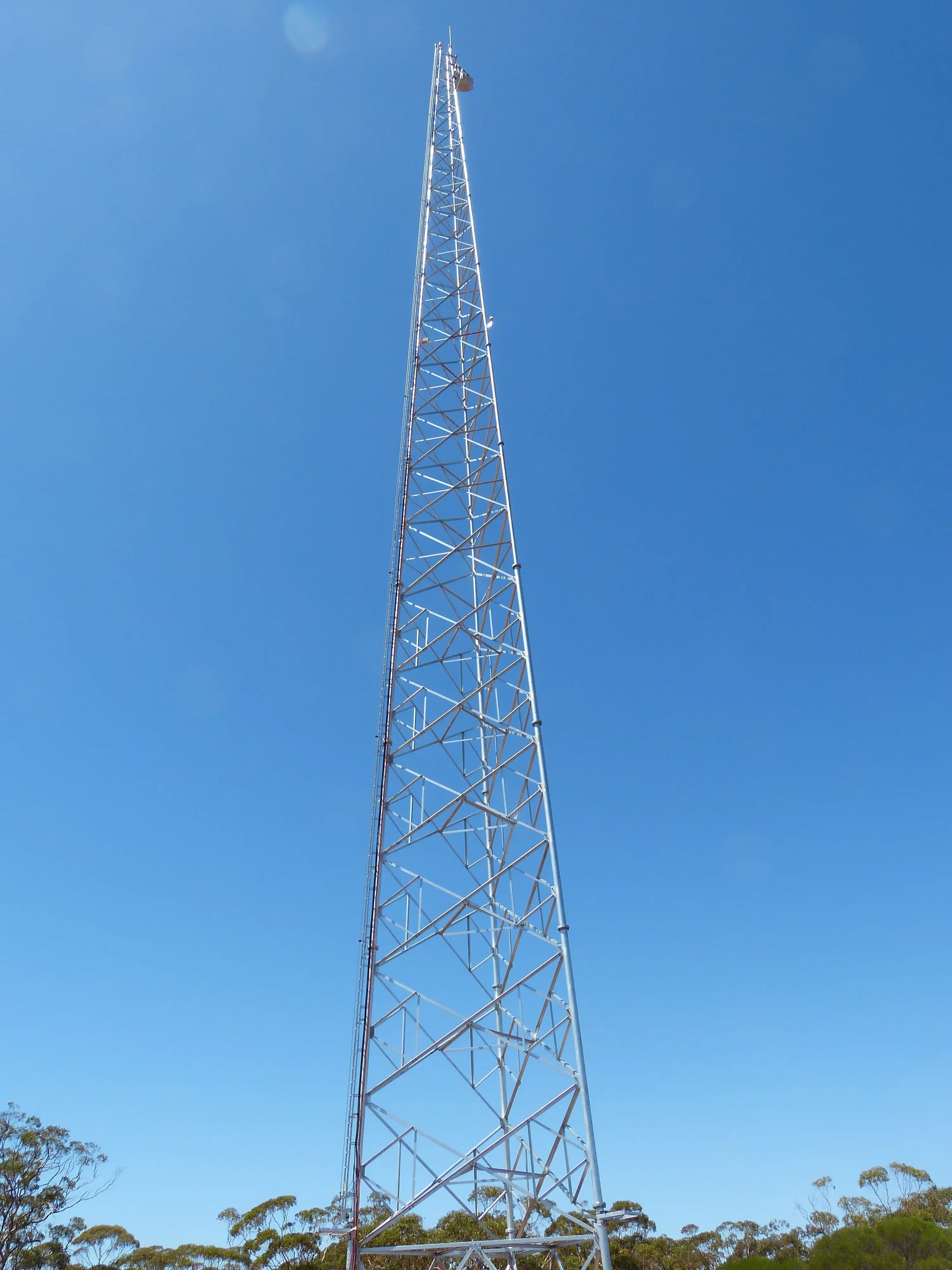 RT40: Light-Duty Tower